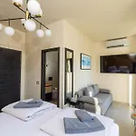 East Coast Deluxe 4* Split