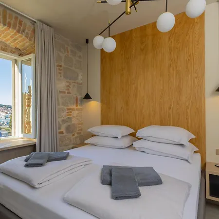 East Coast Deluxe B&B *